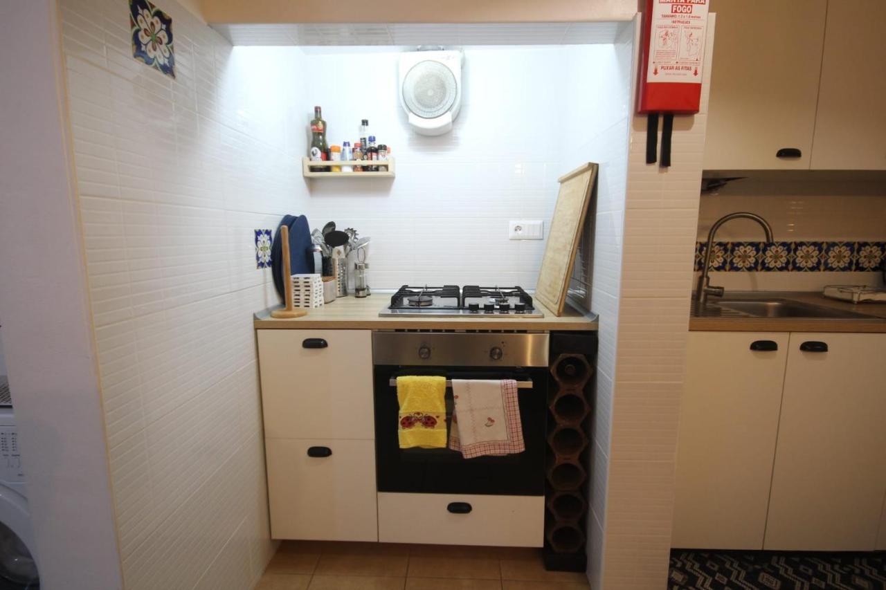 Nautic M1 R2 - Classy & Cozy Double Room With Shared Bathroom In Marques Pombal Lisbon Bagian luar foto