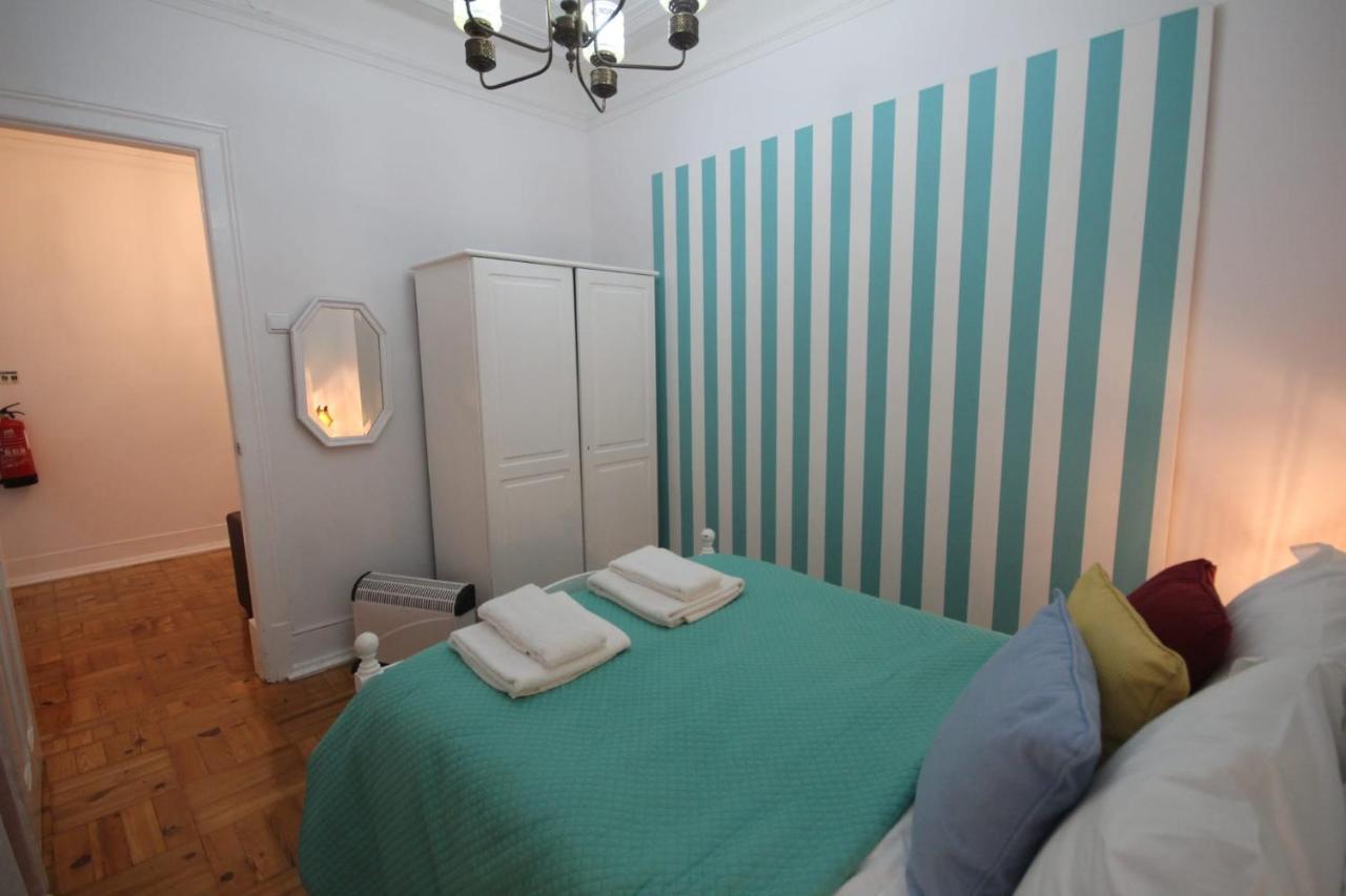 Nautic M1 R2 - Classy & Cozy Double Room With Shared Bathroom In Marques Pombal Lisbon Bagian luar foto