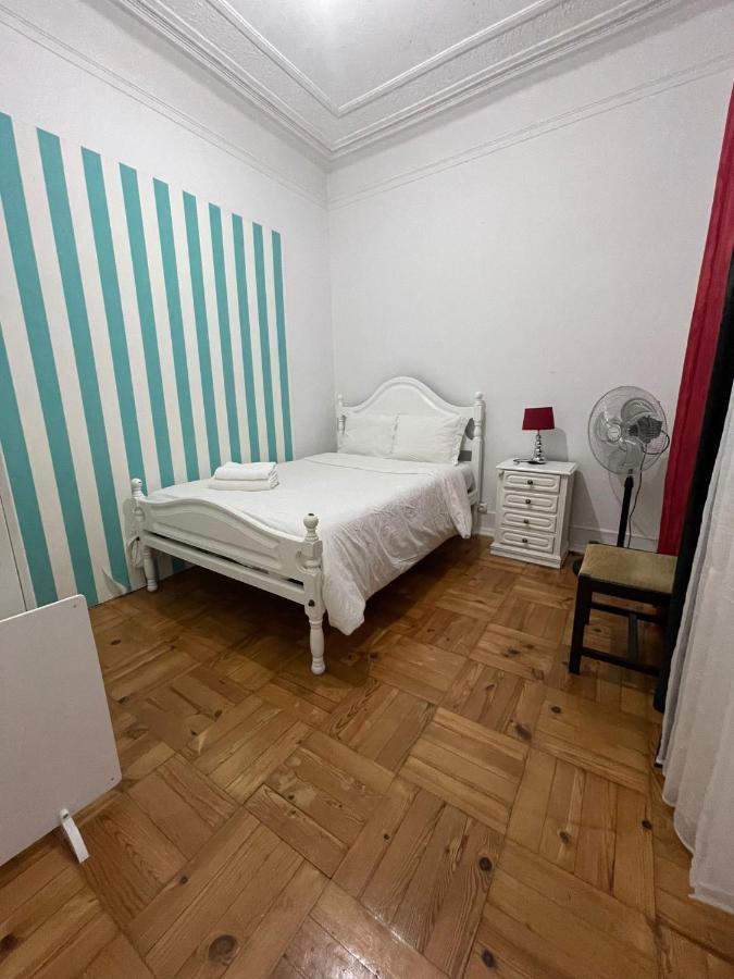 Nautic M1 R2 - Classy & Cozy Double Room With Shared Bathroom In Marques Pombal Lisbon Bagian luar foto